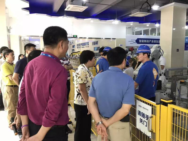 東莞市副市長喻麗君及相關領導組成的調研組到訪東莞倍增企業(yè)進行調研指導07